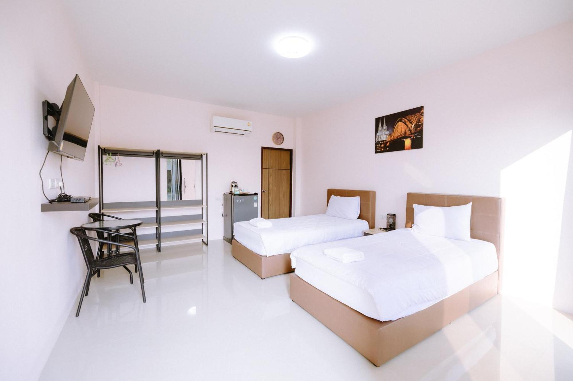 Peeranon Resort ناخون نايوك الغرفة الصورة